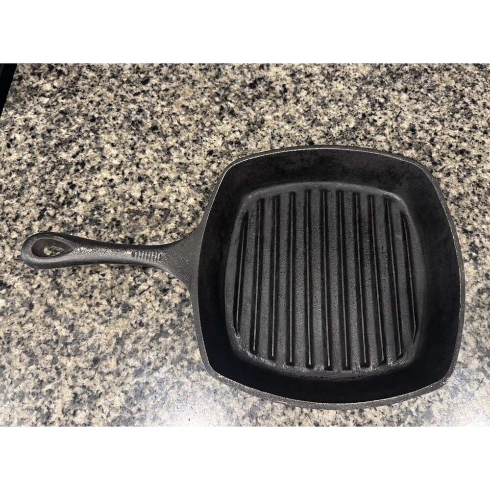 Palm Restaurant Cast Iron 10 Inch Square Skillet Grill Griddle Pan. ML